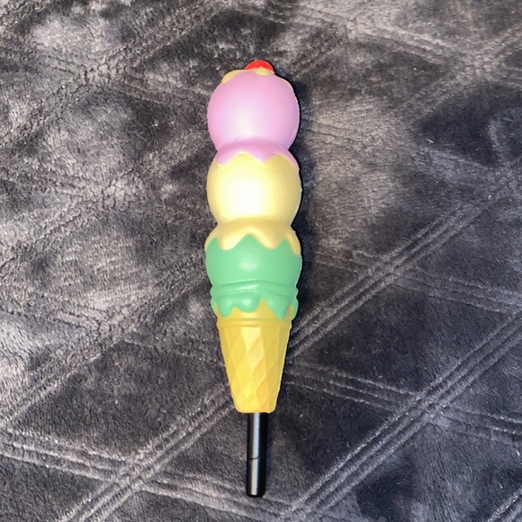 3-Pack of Pen Squishies (unicorn horn, ice cream cone, and bread) - Picture 7 of 7